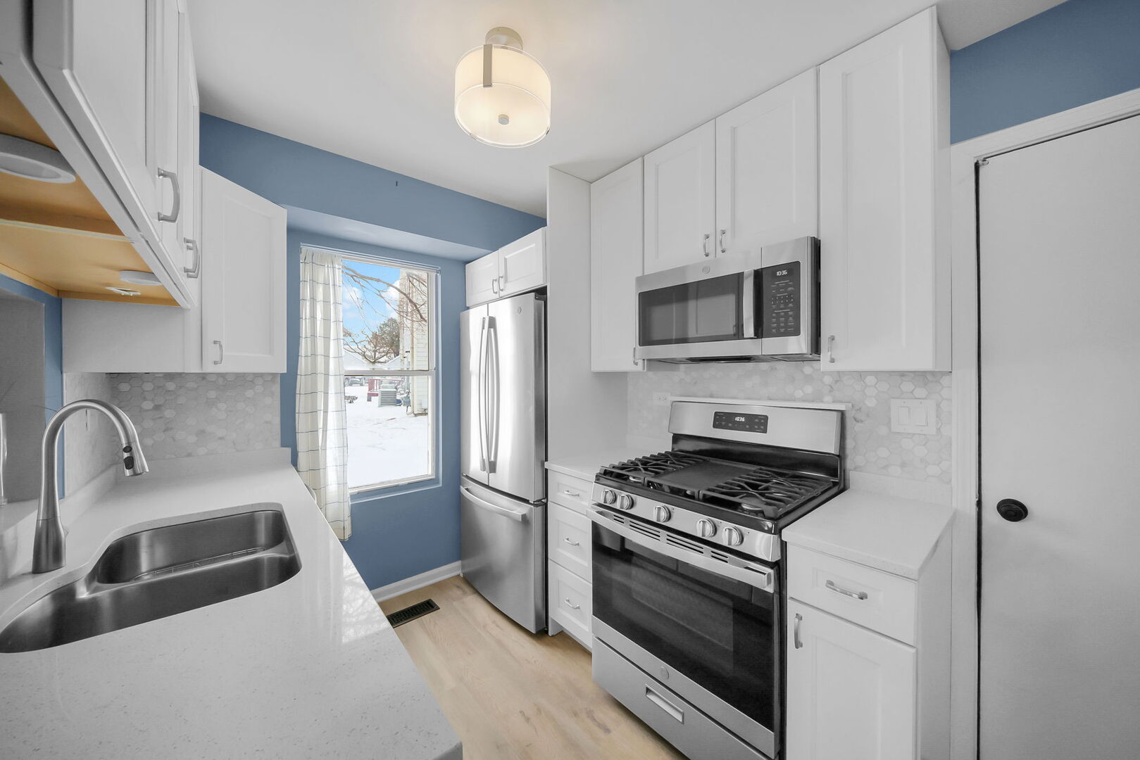 2646 Country Oaks Court, Aurora, IL 60502