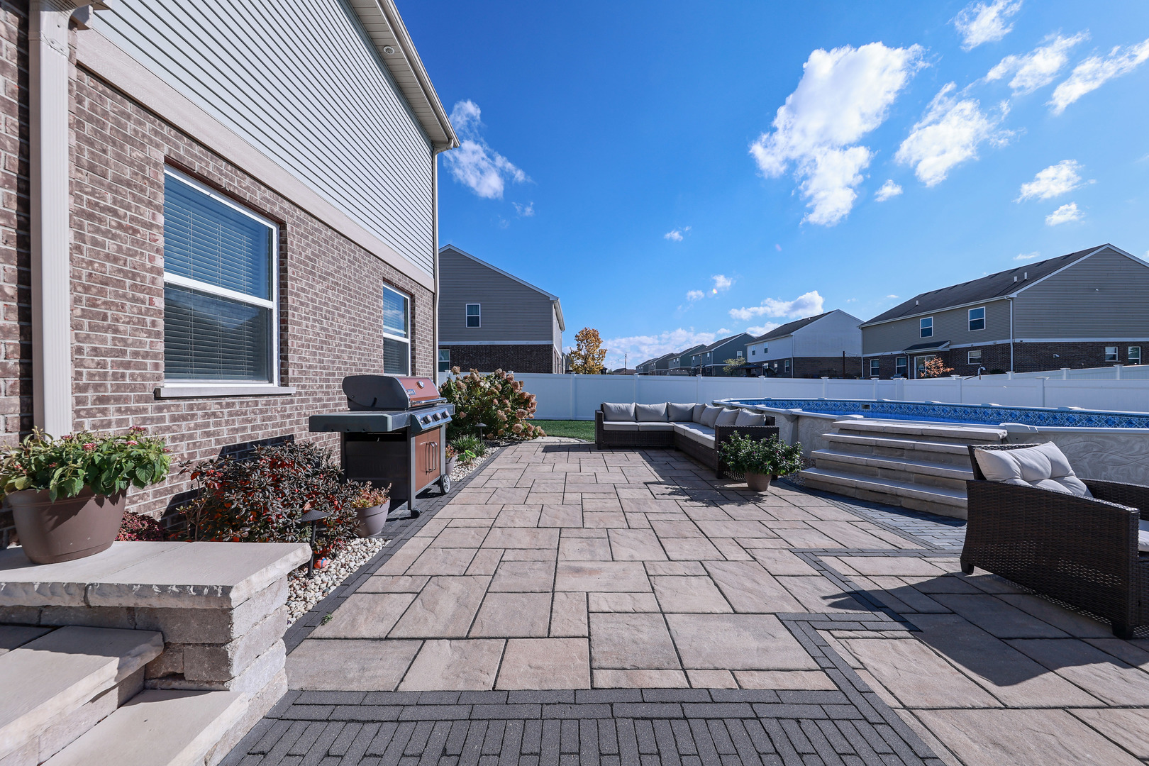 2102 Knightsbridge Lane, New Lenox, IL 60451