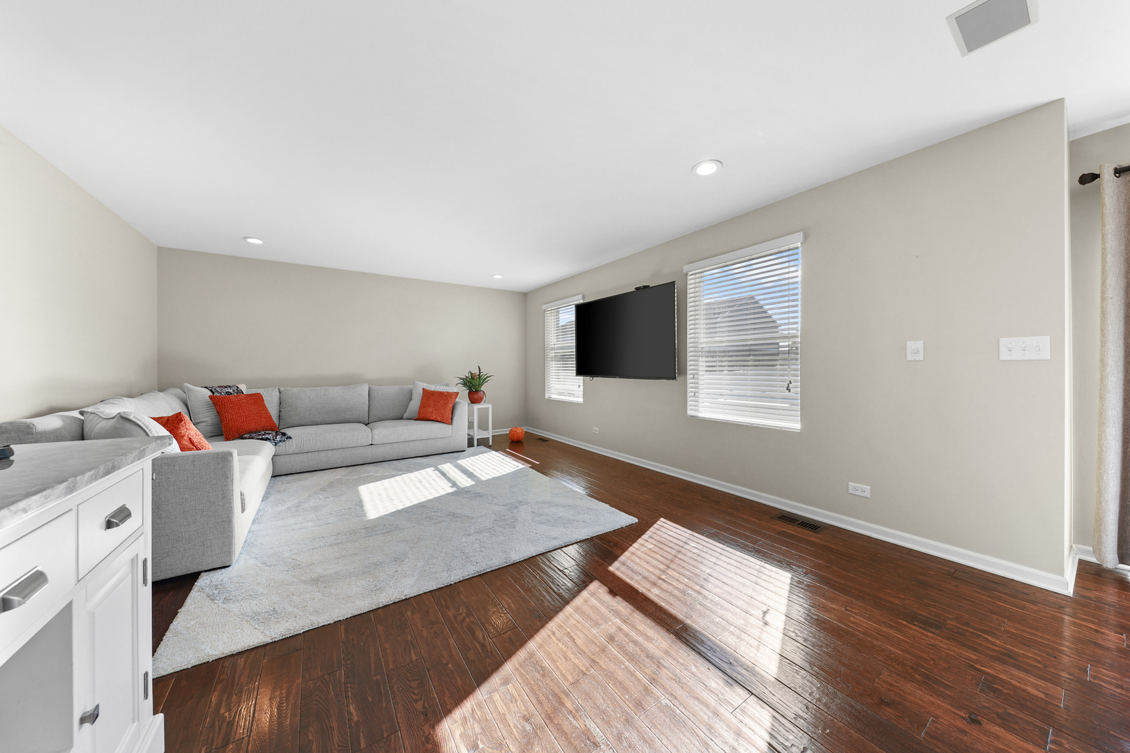 2102 Knightsbridge Lane, New Lenox, IL 60451