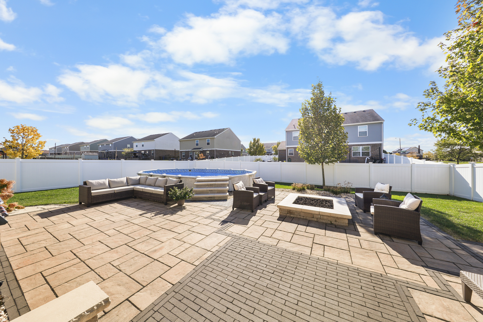 2102 Knightsbridge Lane, New Lenox, IL 60451