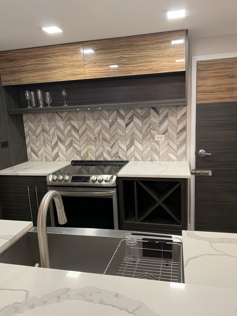 5050 S East End Avenue #1E, Chicago, IL 60615