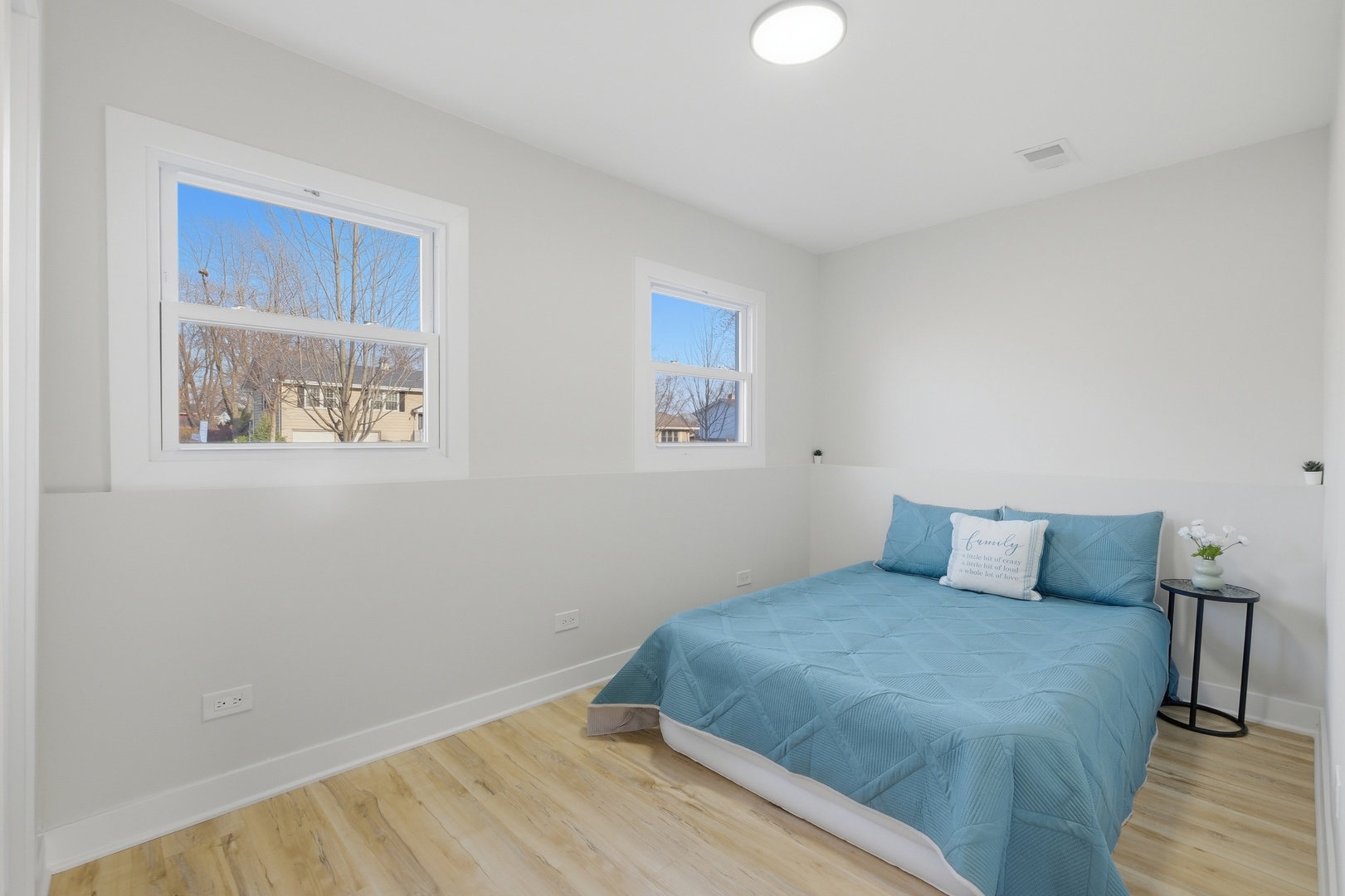 1450 Meyer Road, Hoffman Estates, IL 60169