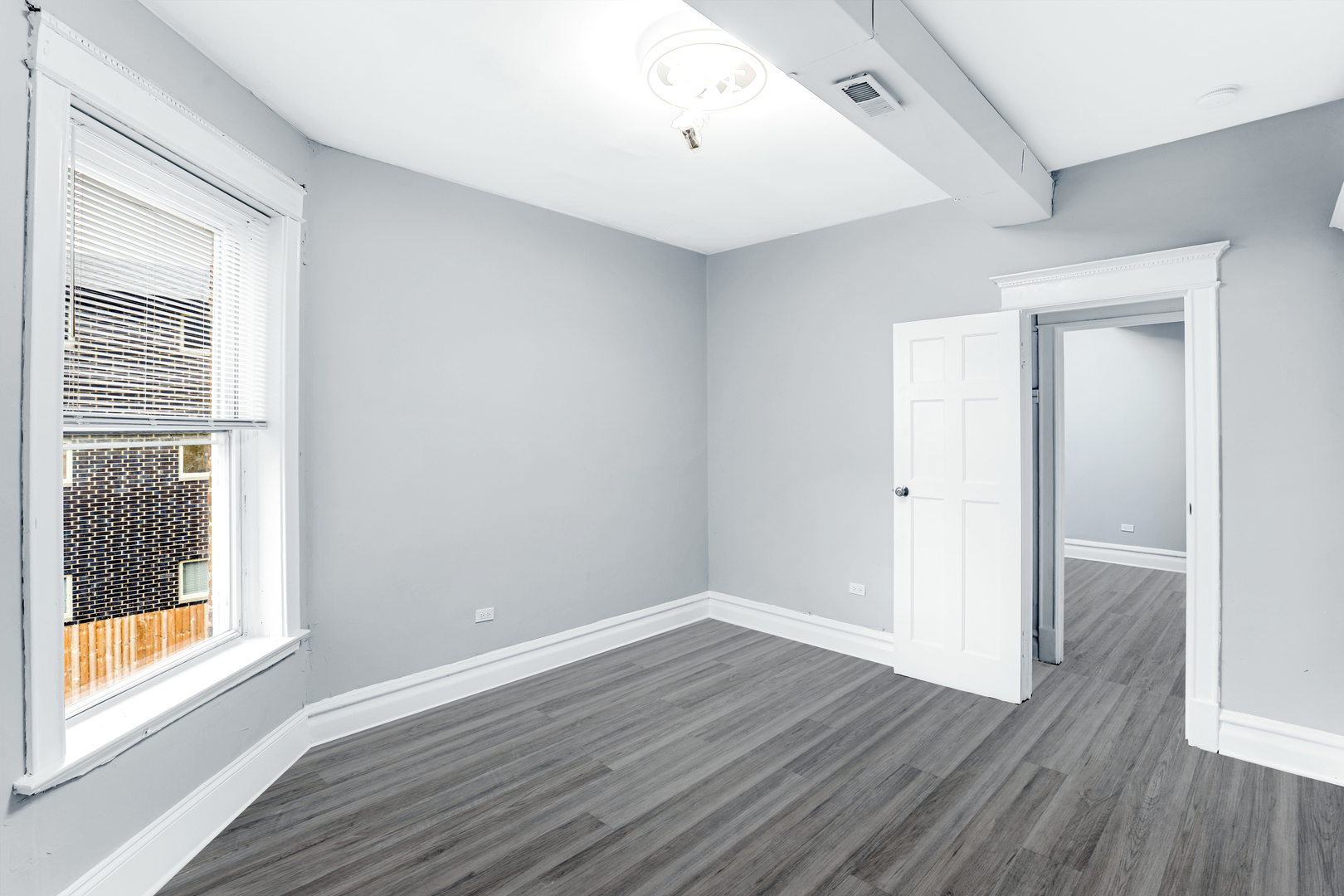 5341 S Indiana Avenue #1, Chicago, IL 60615