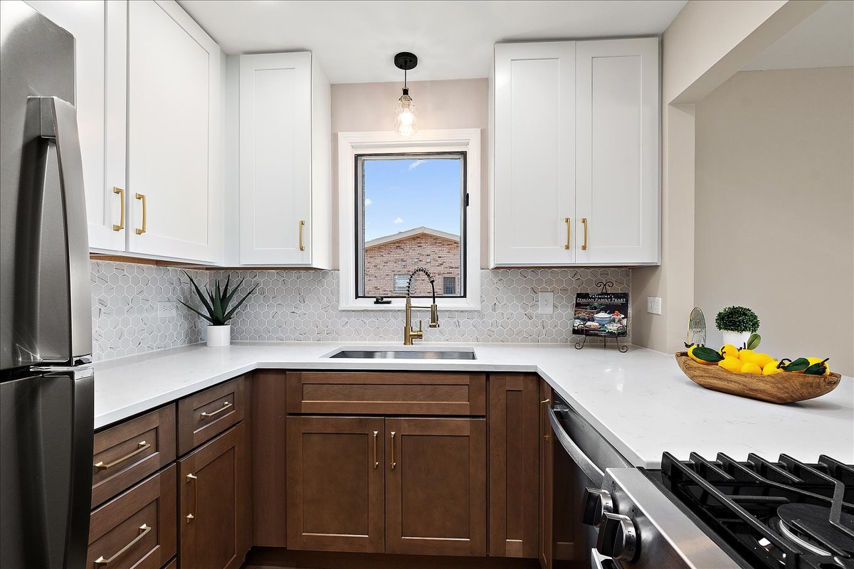 3709 W 119th Street #112, Alsip, IL 60803