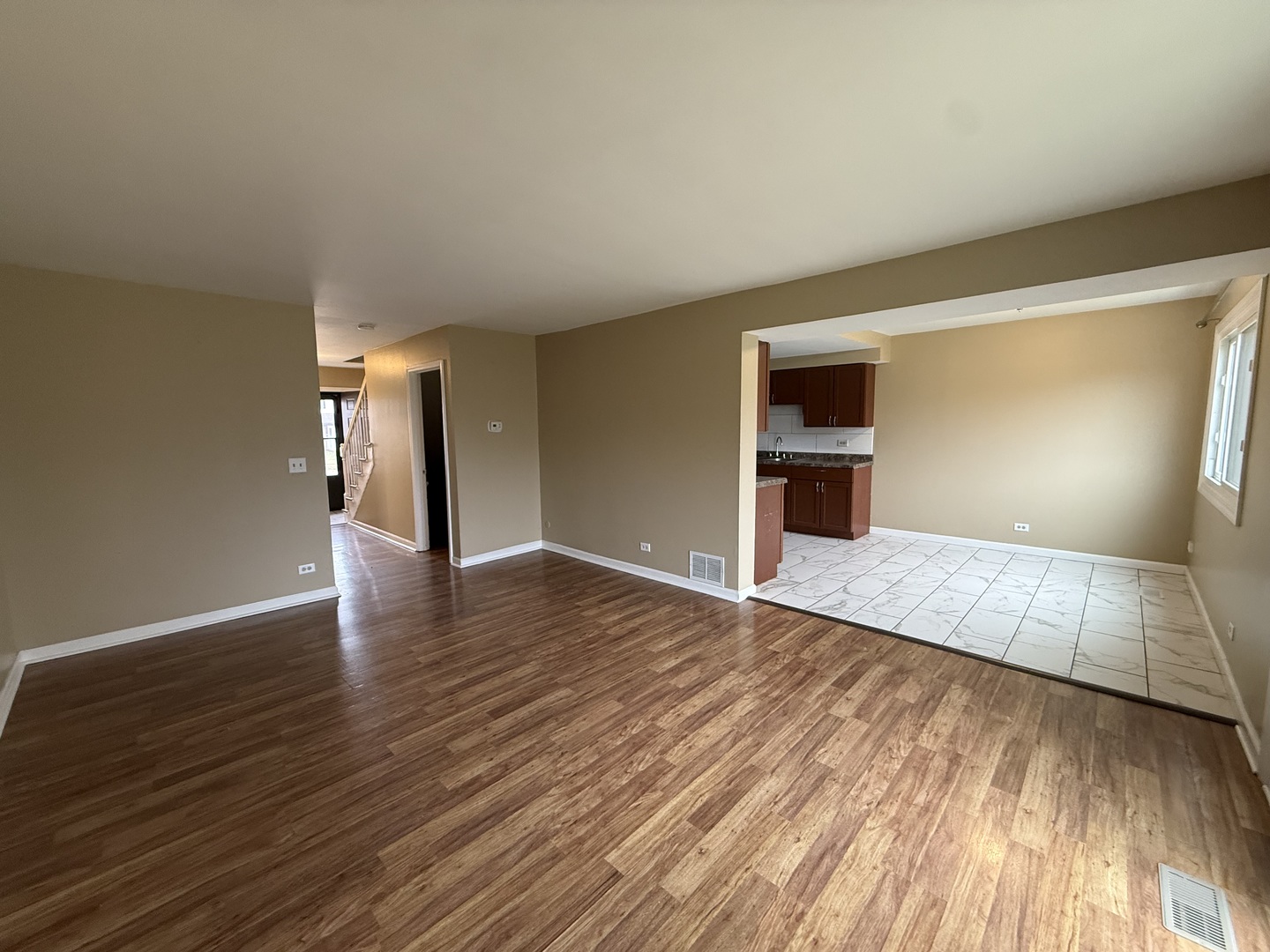 2152 Mallard Lane, Hanover Park, IL 60133