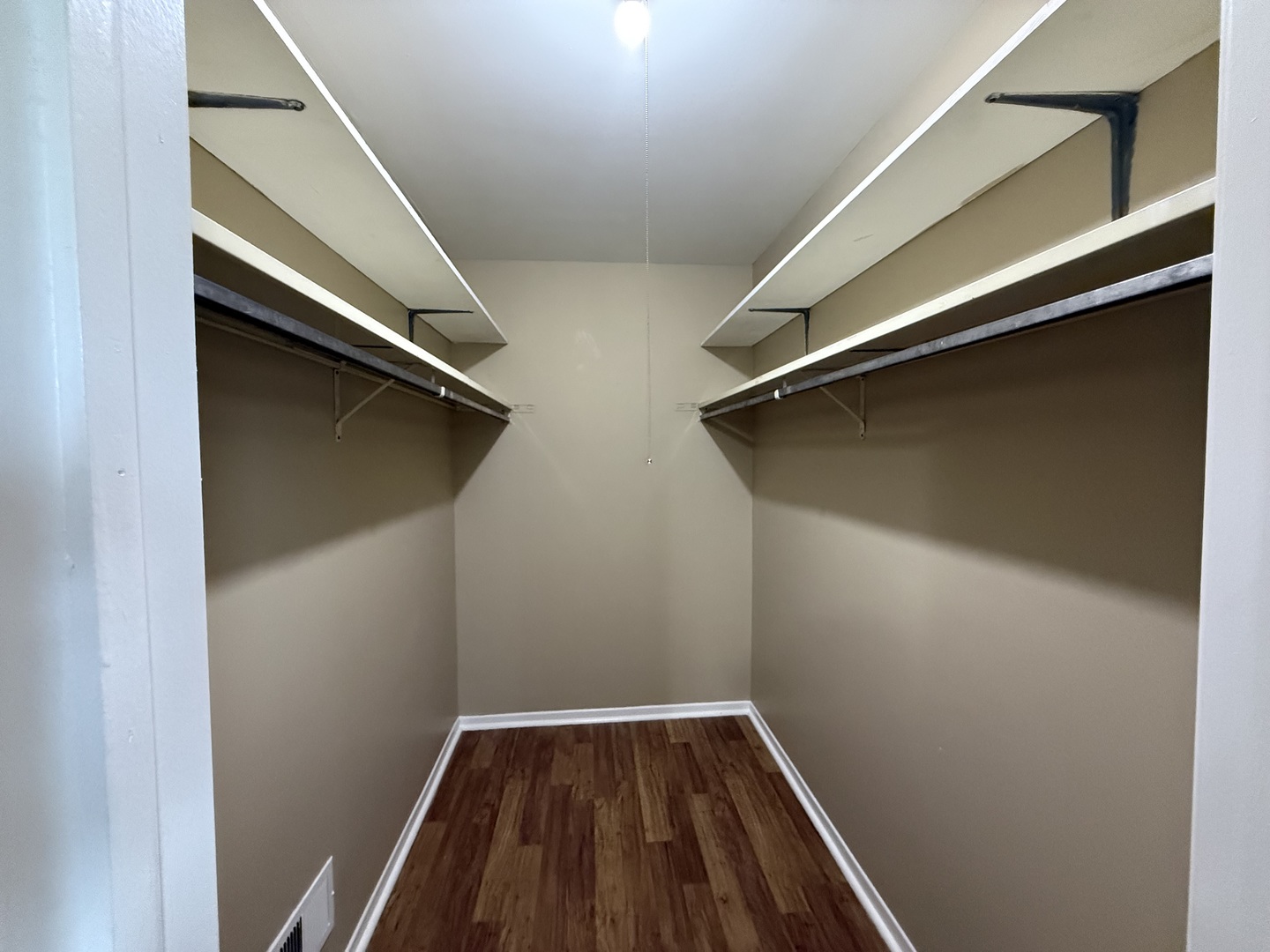 2152 Mallard Lane, Hanover Park, IL 60133