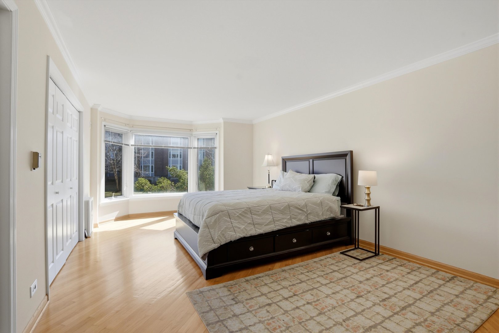 400 Ascot Drive #1E, Park Ridge, IL 60068