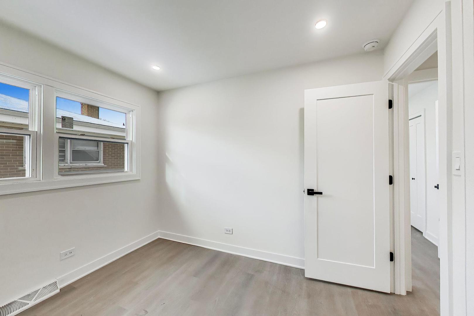 5028 N Oneida Avenue, Norridge, IL 60706