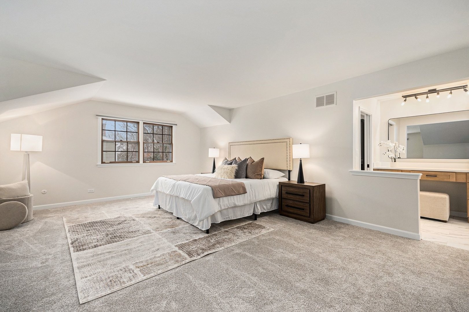 5387 Candlewood Court, Lisle, IL 60532