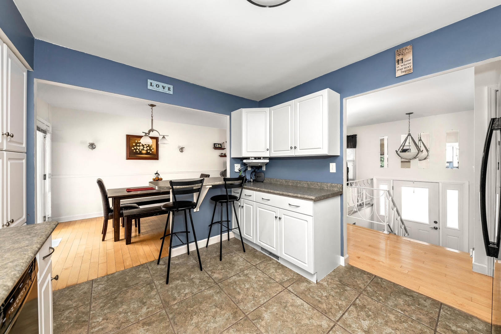 3226 Everglade Avenue, Woodridge, IL 60517