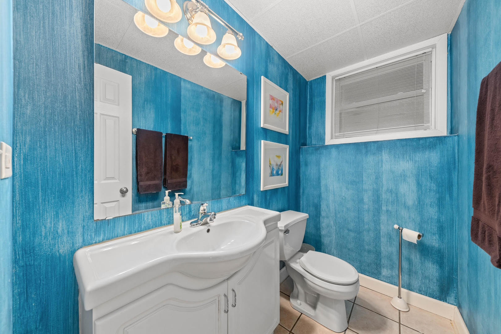 3226 Everglade Avenue, Woodridge, IL 60517