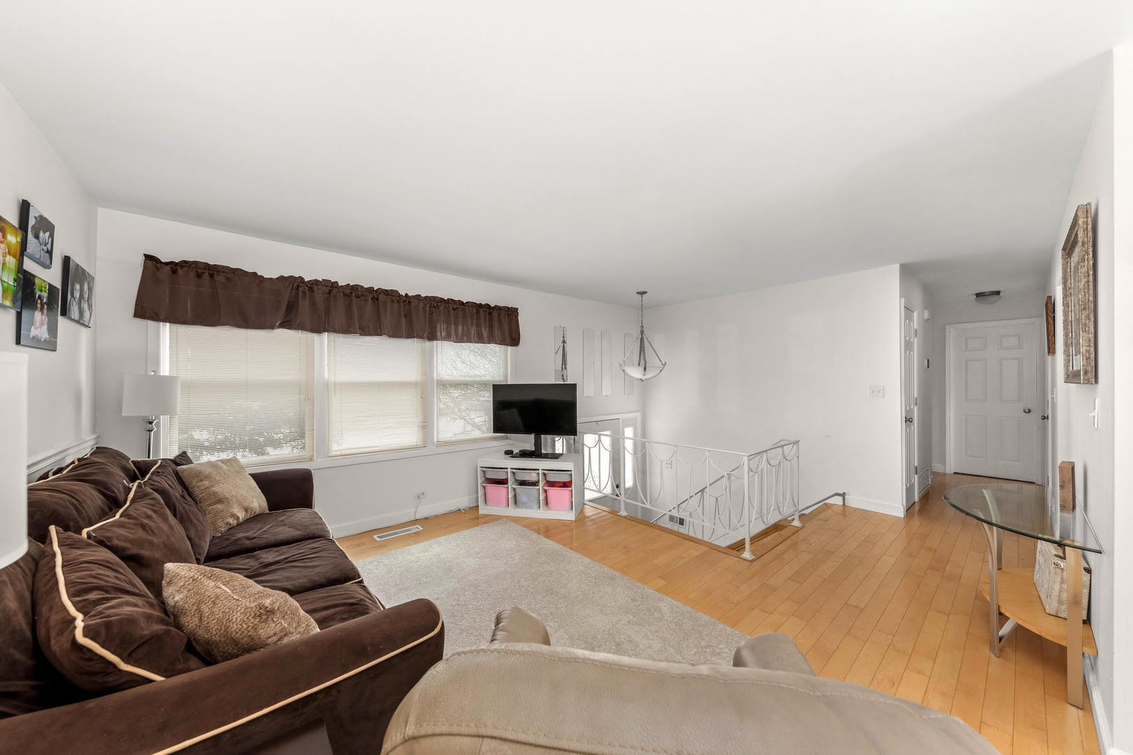 3226 Everglade Avenue, Woodridge, IL 60517