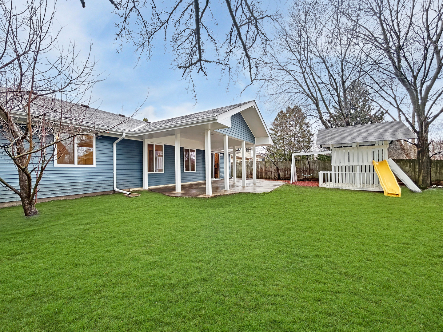 1180 Hialeah Lane, Hanover Park, IL 60133