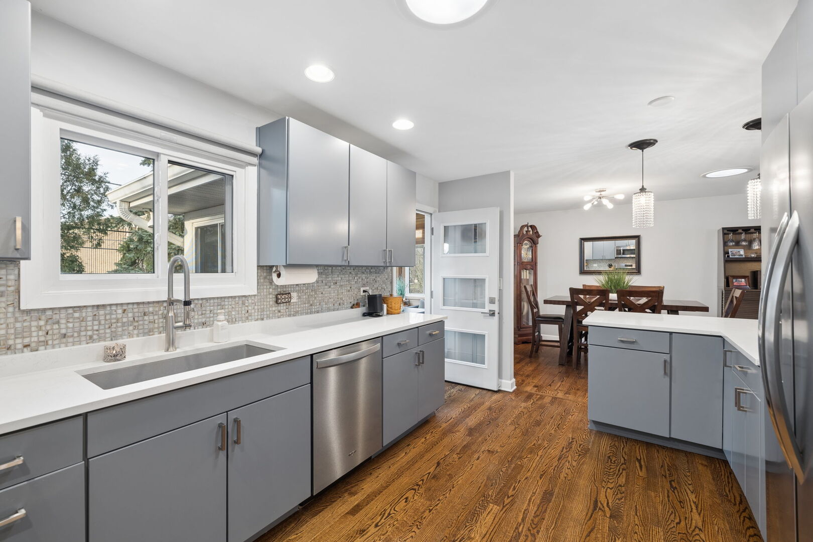 413 Buckeye Drive, Naperville, IL 60540