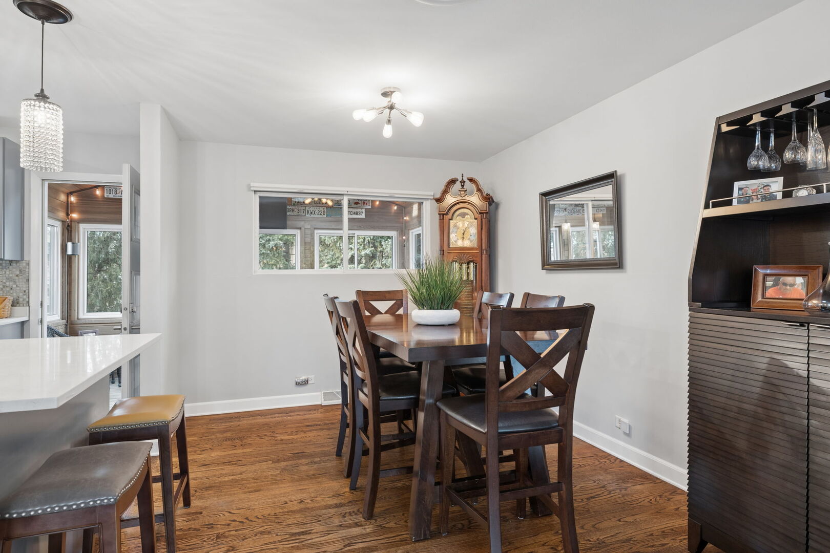 413 Buckeye Drive, Naperville, IL 60540