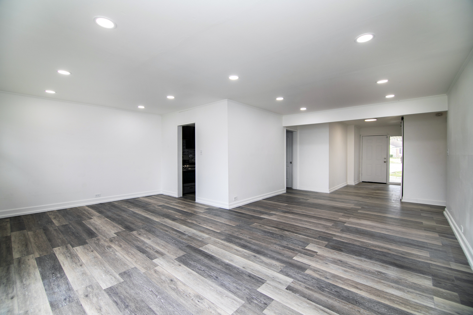 340 Sauk Trail, Park Forest, IL 60466