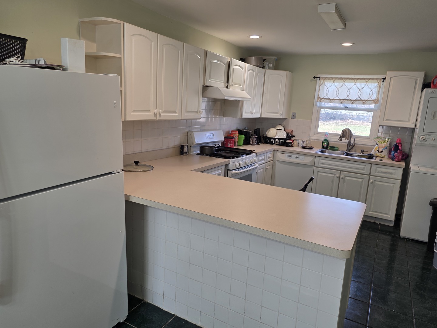 410 Aster Lane, Hoffman Estates, IL 60169