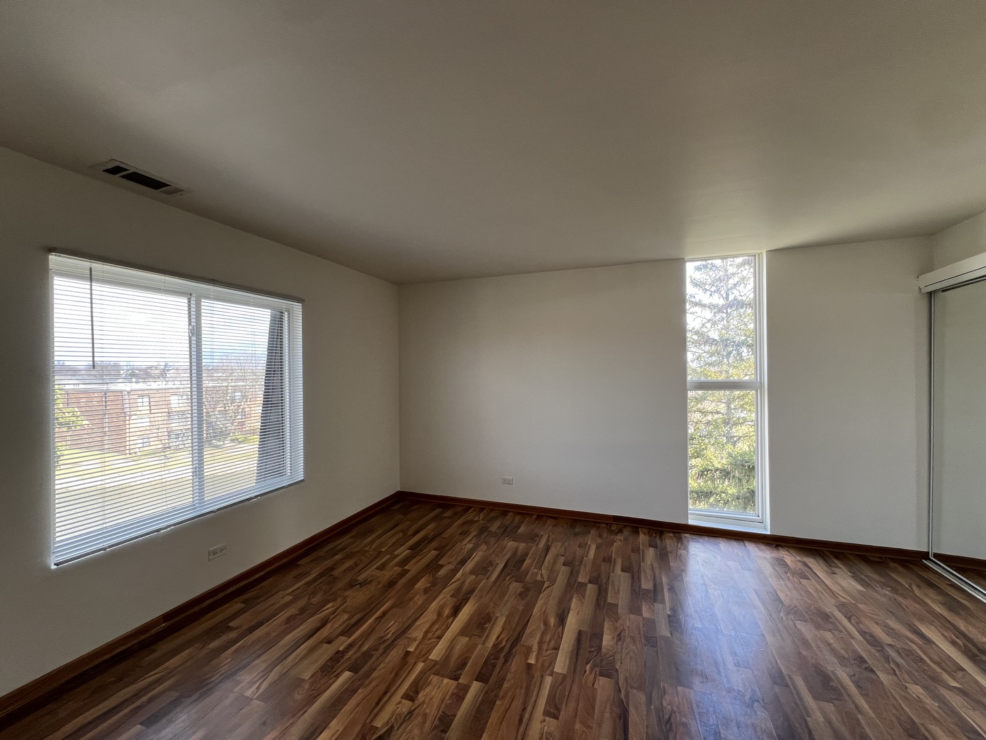 112 Mullingar Court #3C, Schaumburg, IL 60193