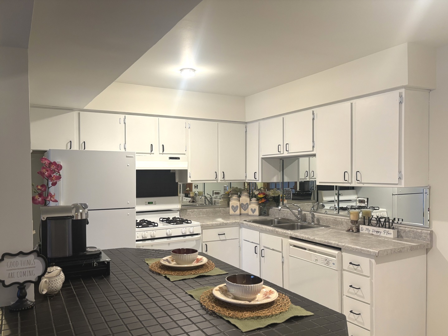 112 Mullingar Court #3C, Schaumburg, IL 60193