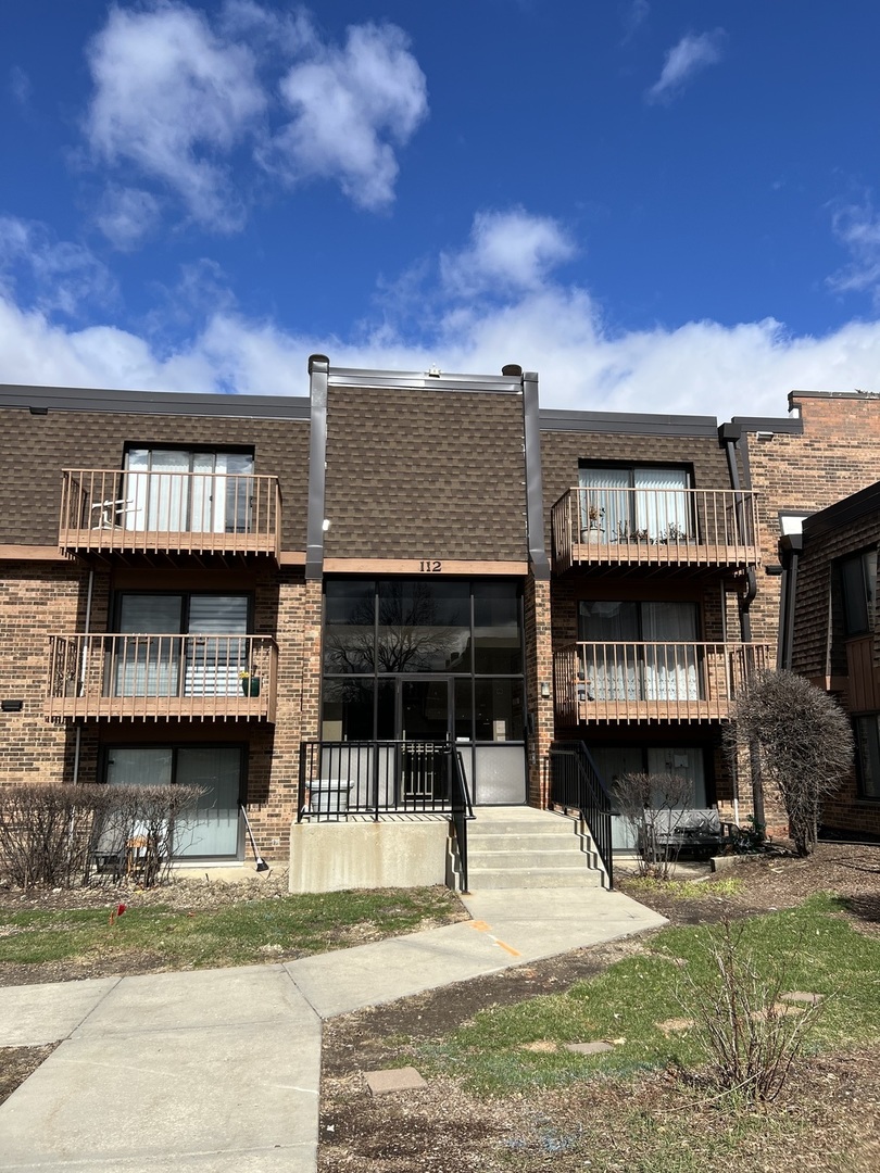 112 Mullingar Court #3C, Schaumburg, IL 60193