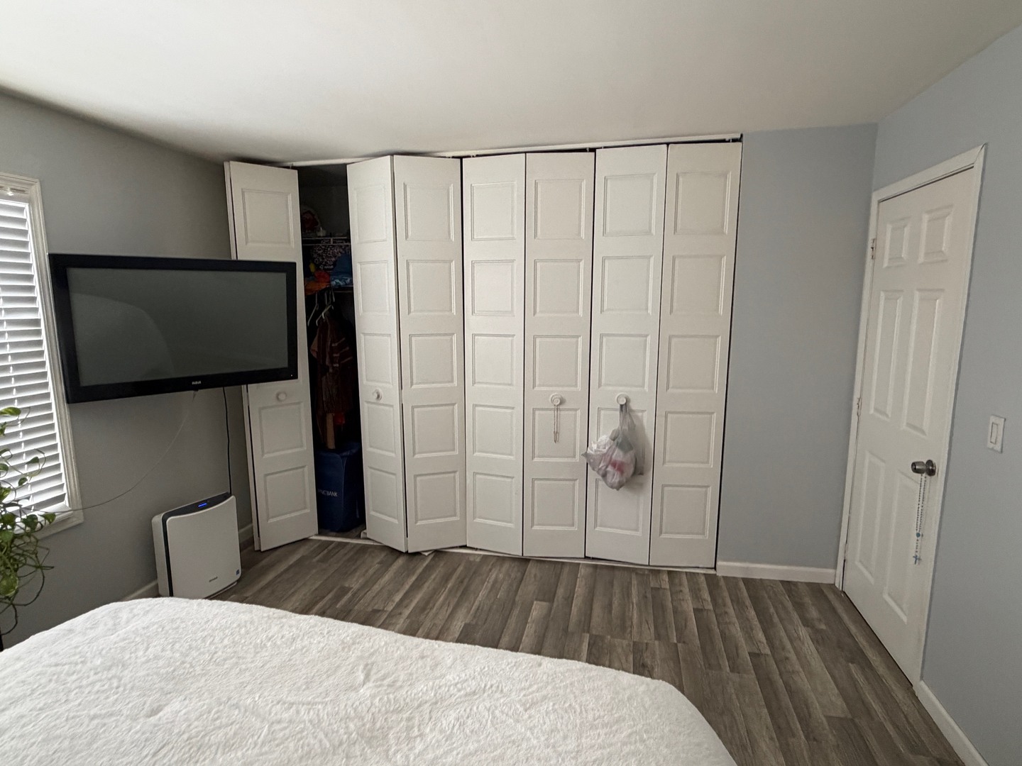 360 Meadow Court #360, Vernon Hills, IL 60061