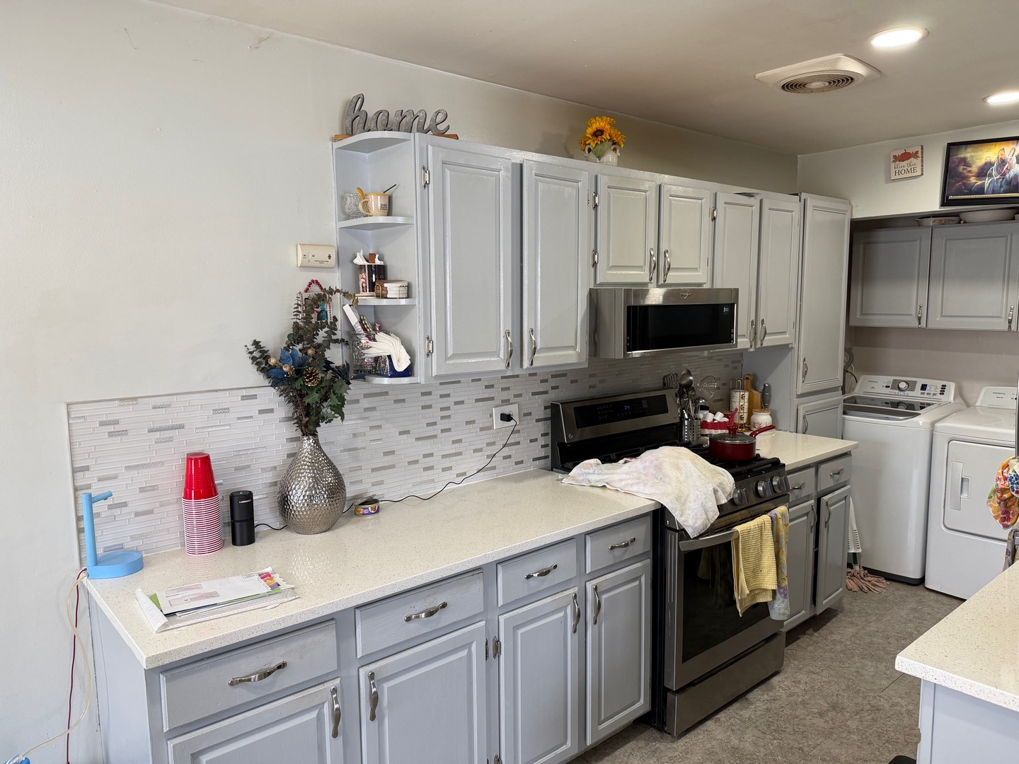 360 Meadow Court #360, Vernon Hills, IL 60061