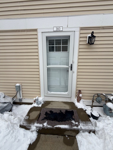 360 Meadow Court #360, Vernon Hills, IL 60061