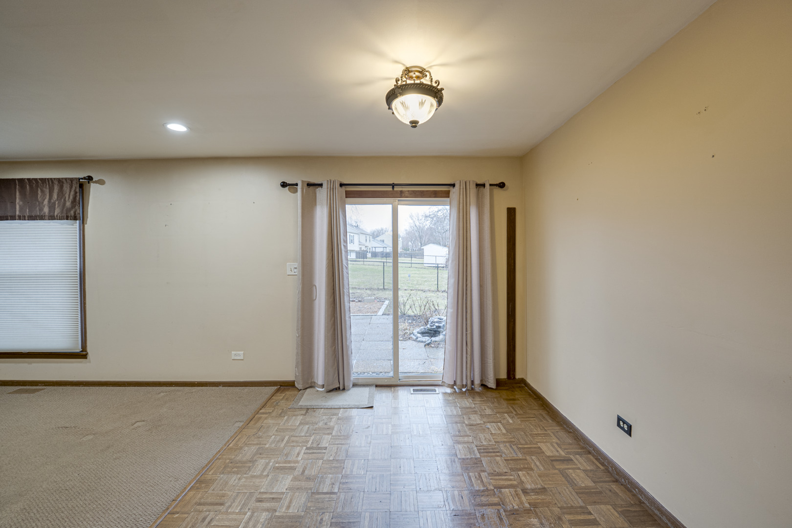 1715 Riverwood Drive, Algonquin, IL 60102