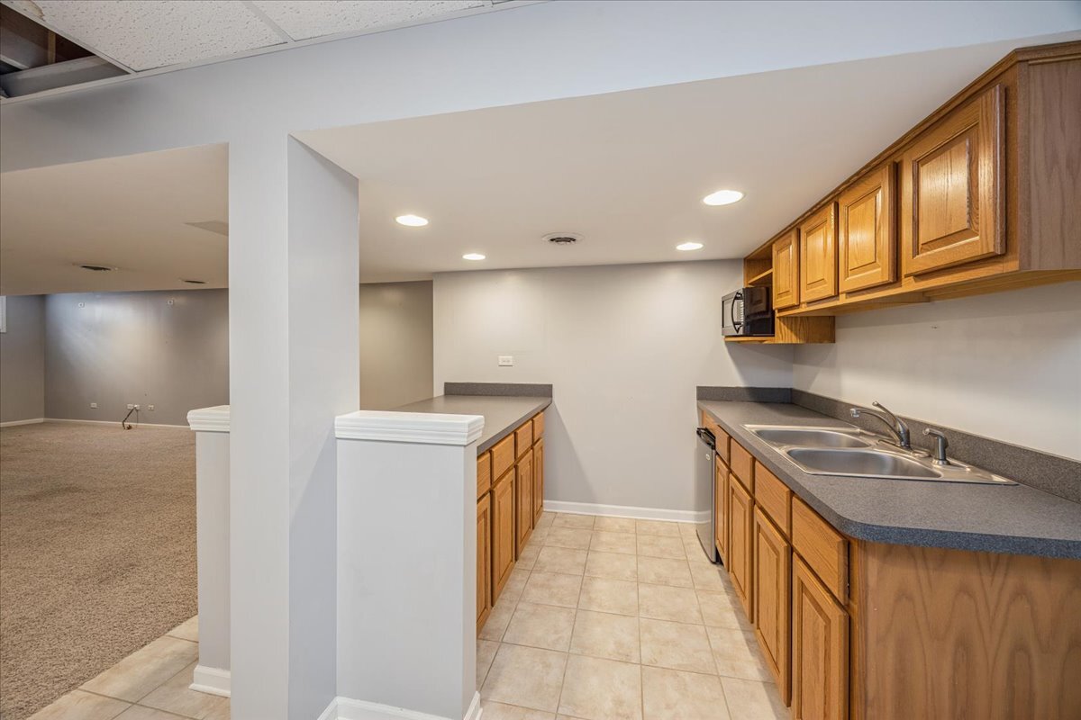 1852 Maple Glen Drive, Plainfield, IL 60586