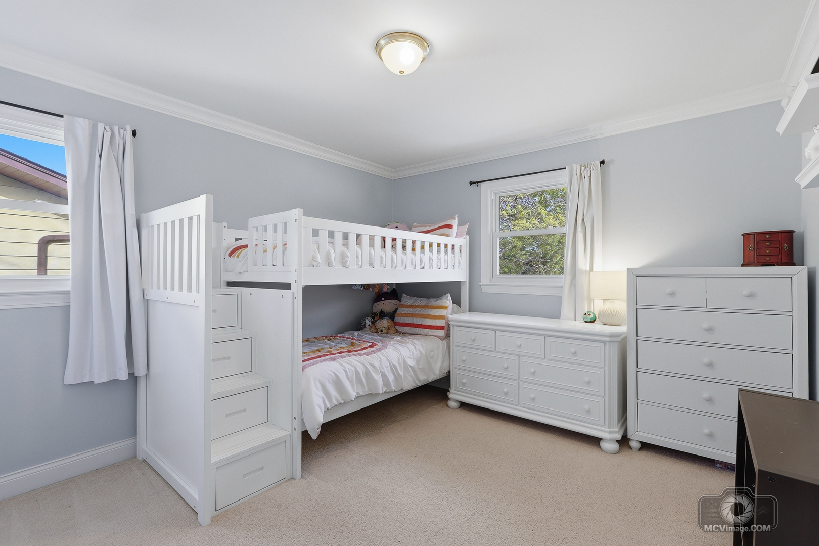 16240 Debra Drive, Oak Forest, IL 60452