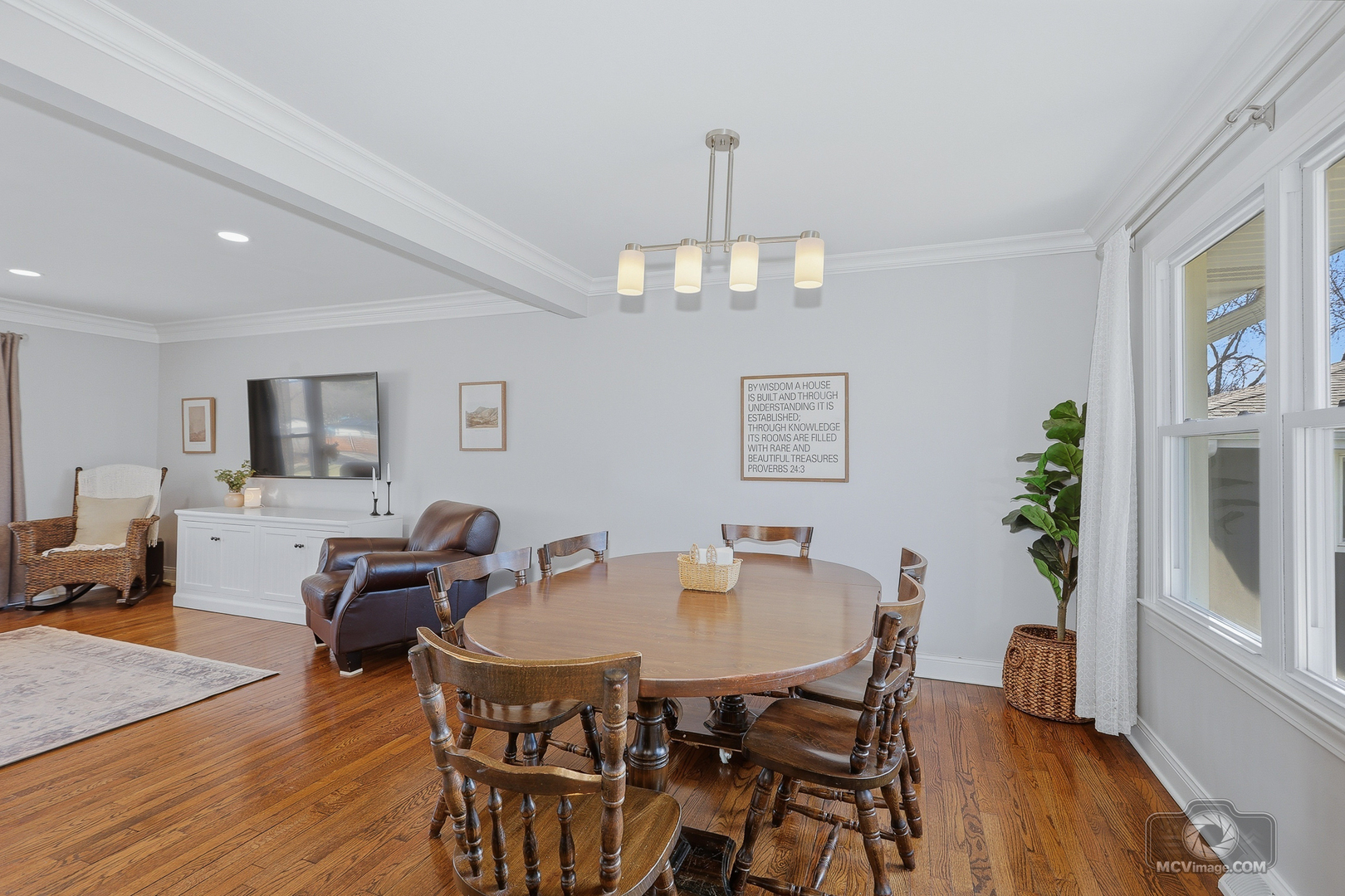 16240 Debra Drive, Oak Forest, IL 60452