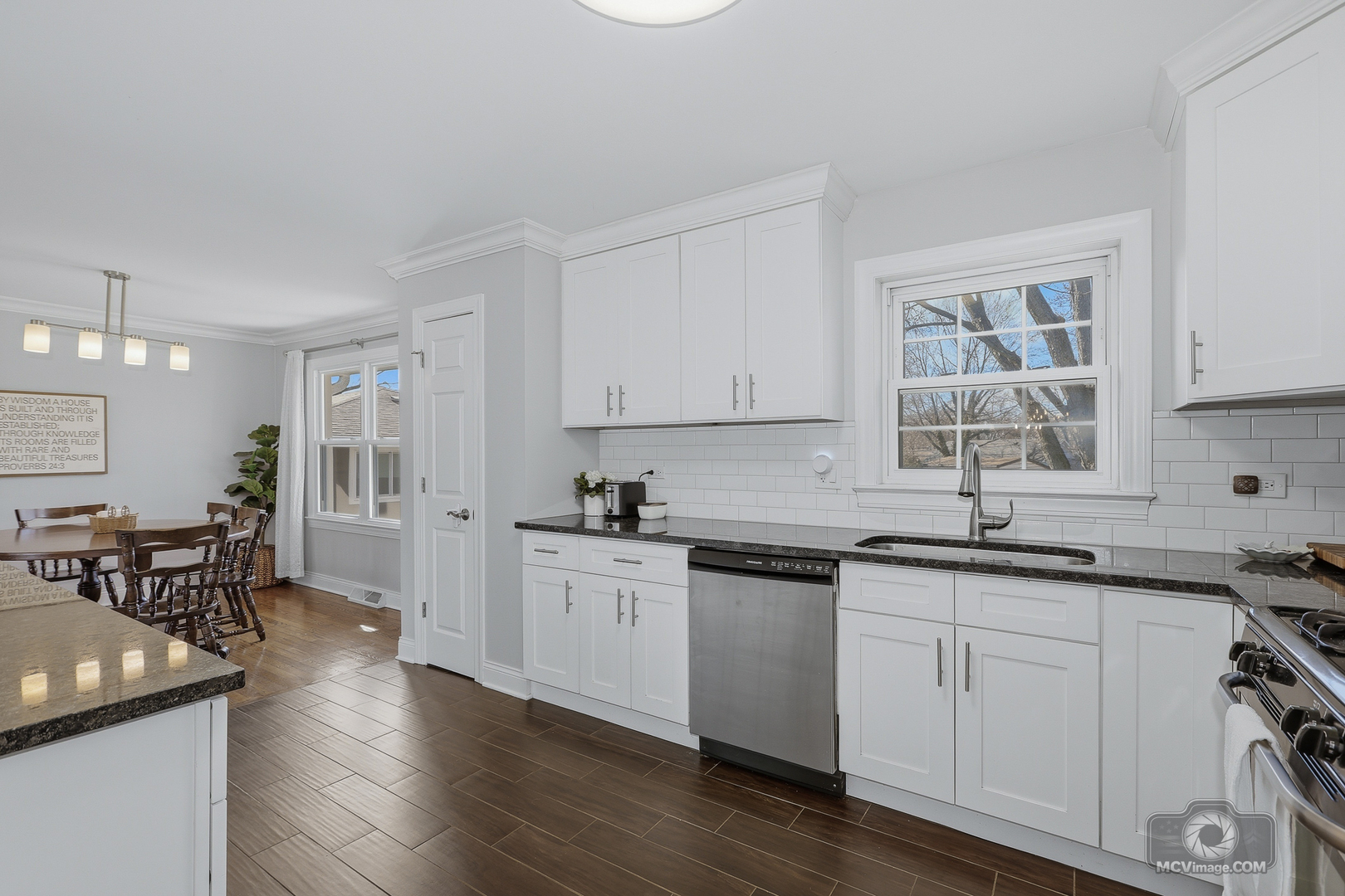 16240 Debra Drive, Oak Forest, IL 60452