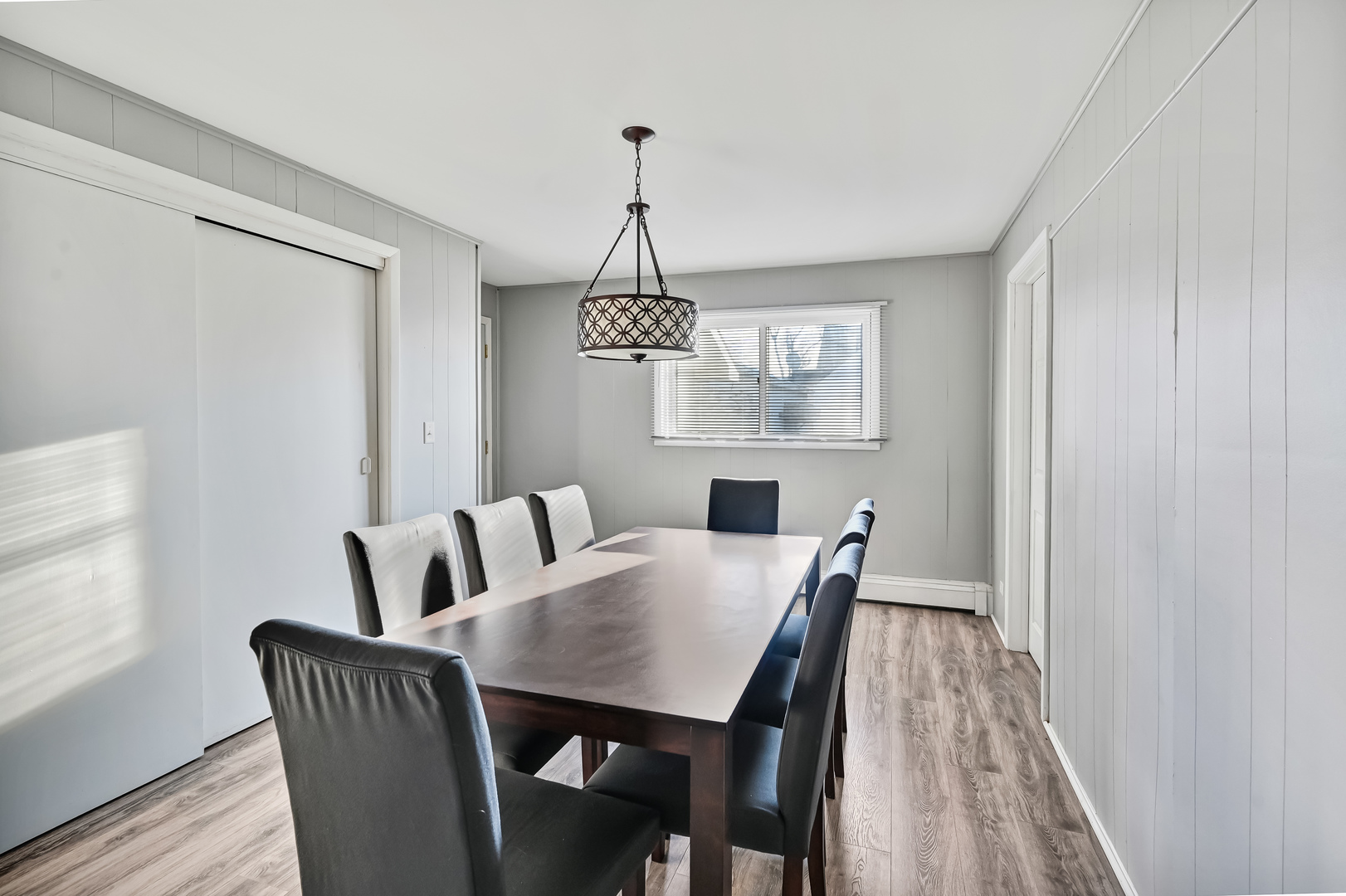 1112 Adams Avenue, Wauconda, IL 60084