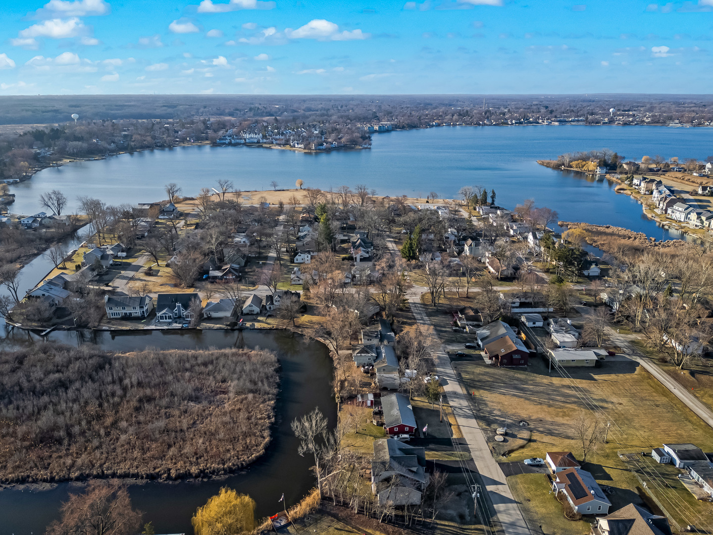 1112 Adams Avenue, Wauconda, IL 60084