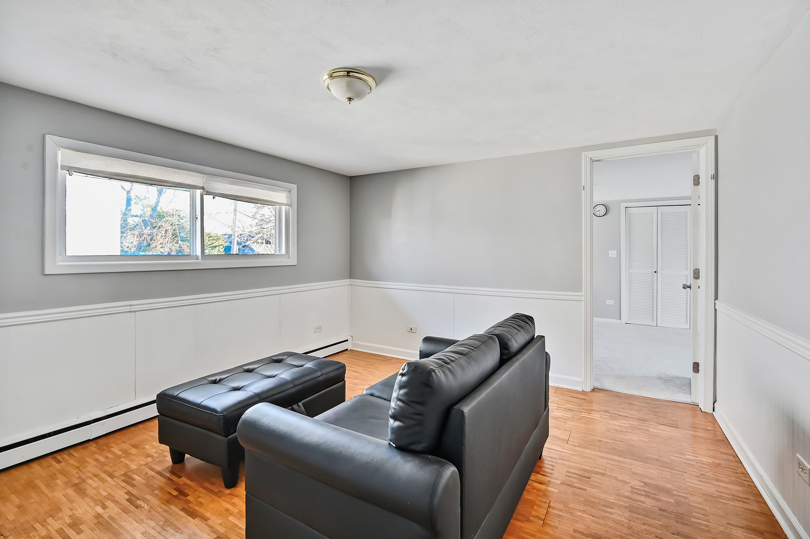 1112 Adams Avenue, Wauconda, IL 60084