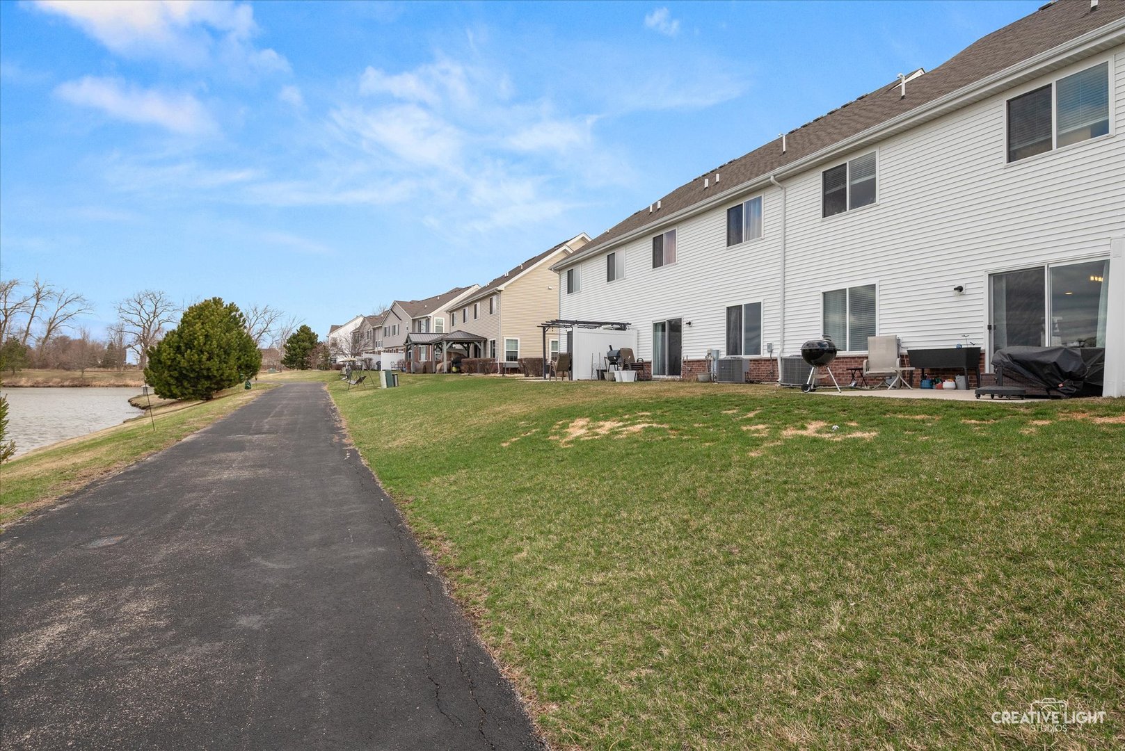 8637 Foxborough Way, Joliet, IL 60431