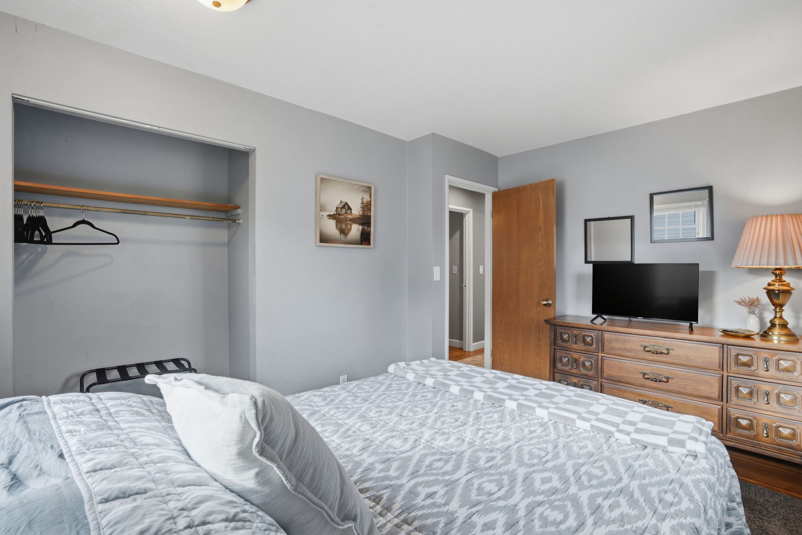 1006 Hillside Drive, Bettendorf, IA 52722