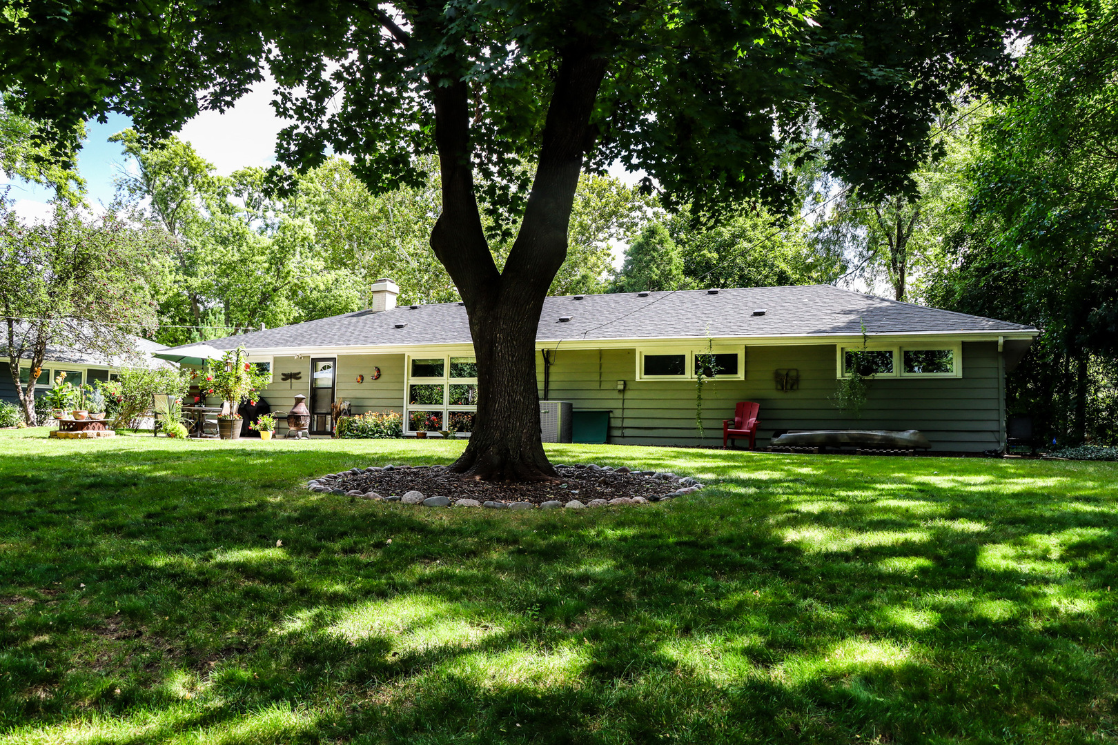 1920 N Washington Street, Wheaton, IL 60187