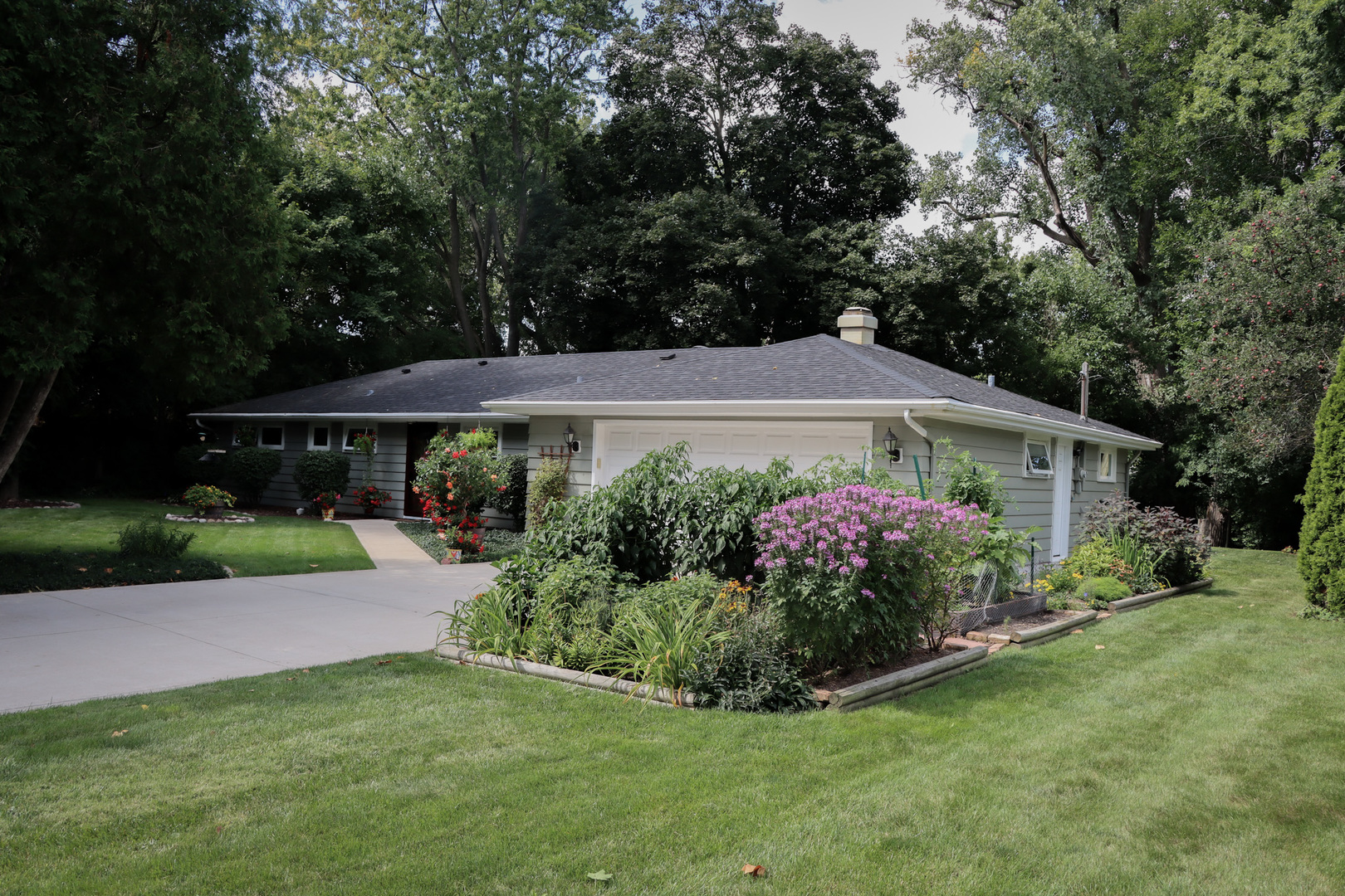 1920 N Washington Street, Wheaton, IL 60187