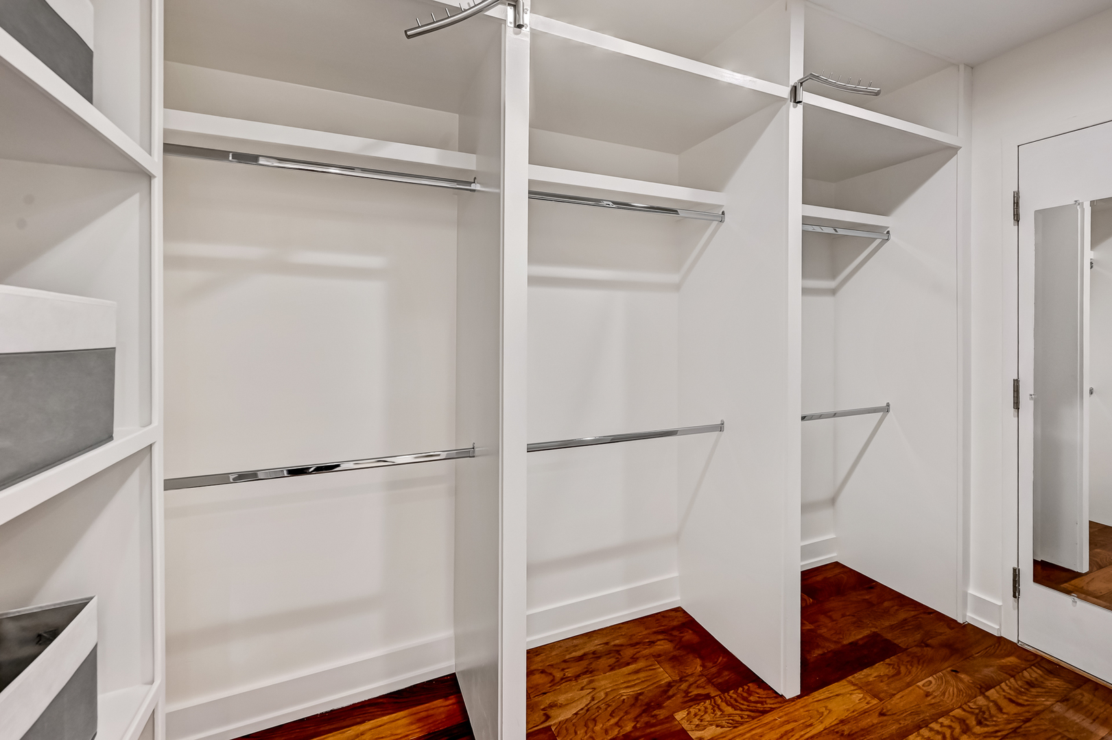 360 Claymoor Road #3G, Hinsdale, IL 60521