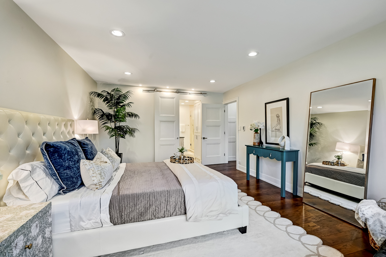 360 Claymoor Road #3G, Hinsdale, IL 60521