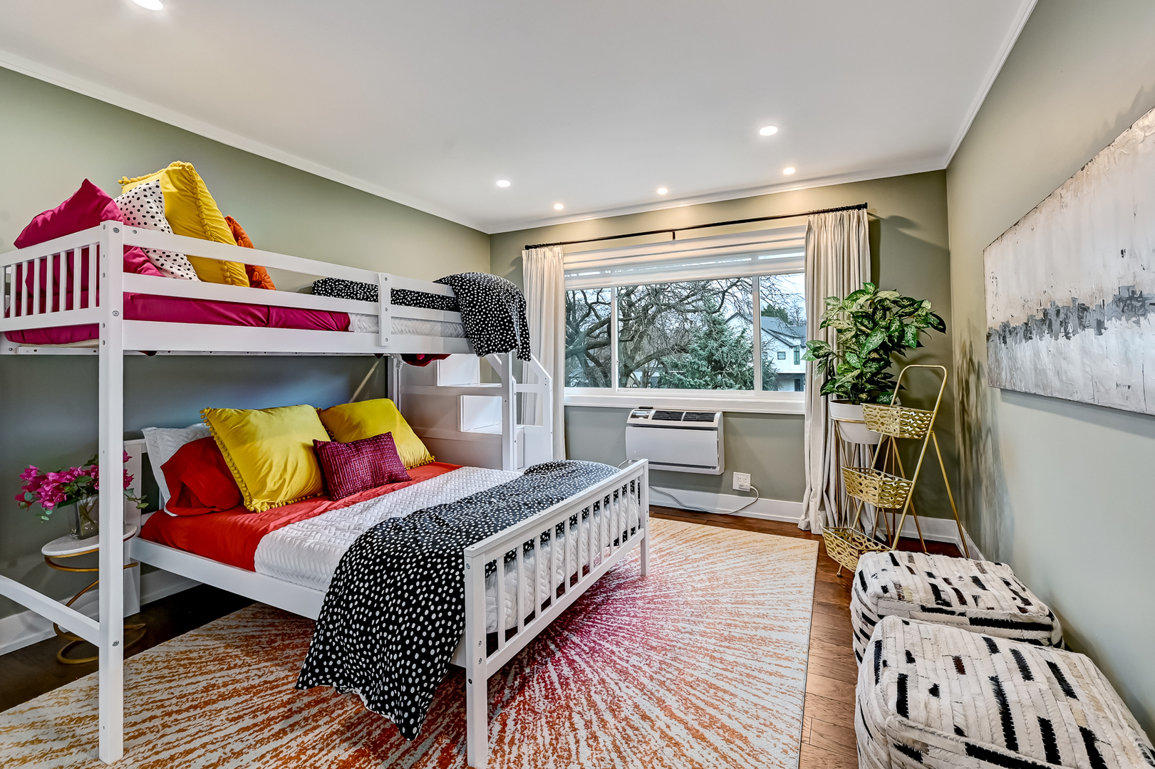 360 Claymoor Road #3G, Hinsdale, IL 60521