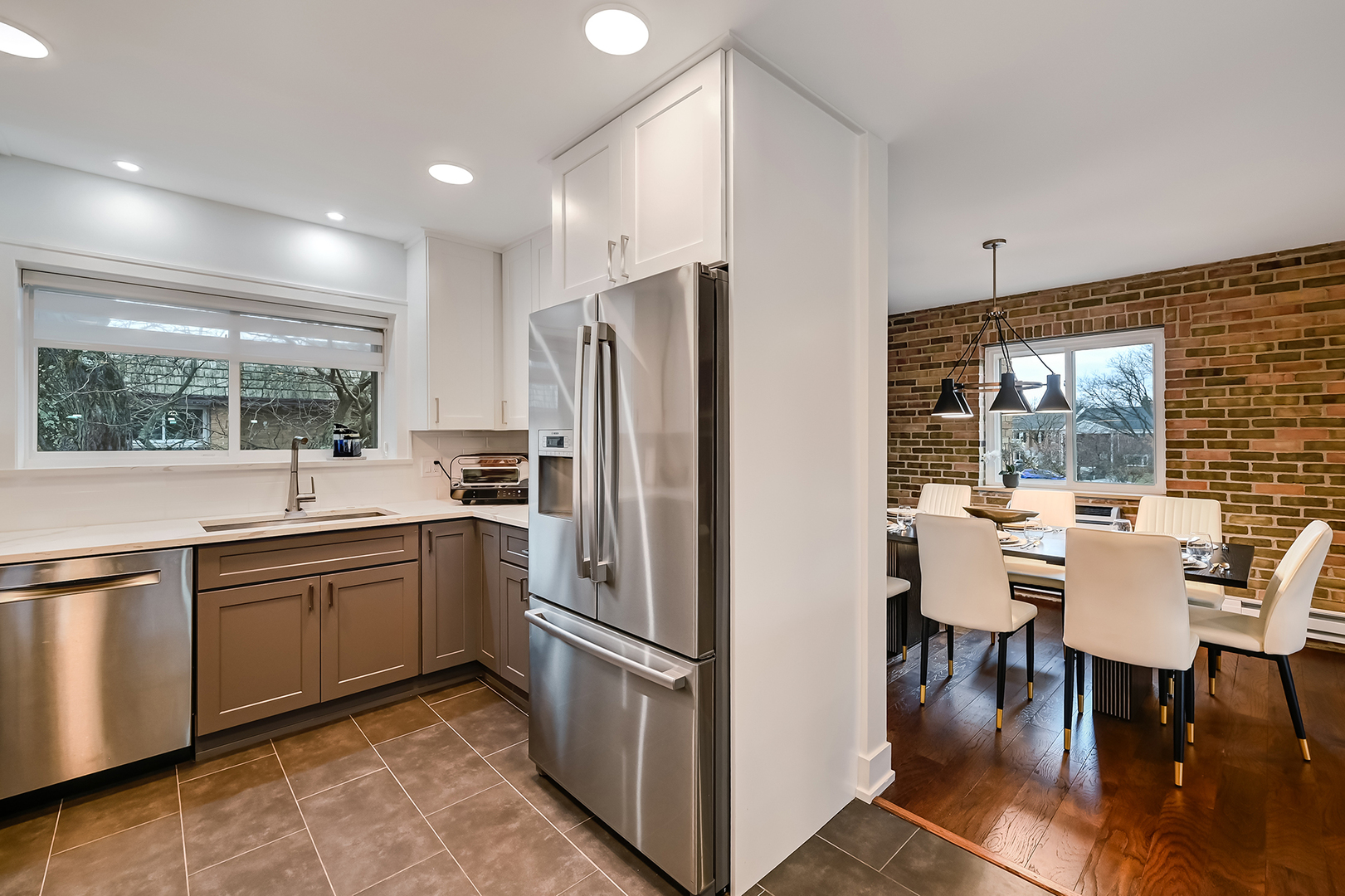 360 Claymoor Road #3G, Hinsdale, IL 60521