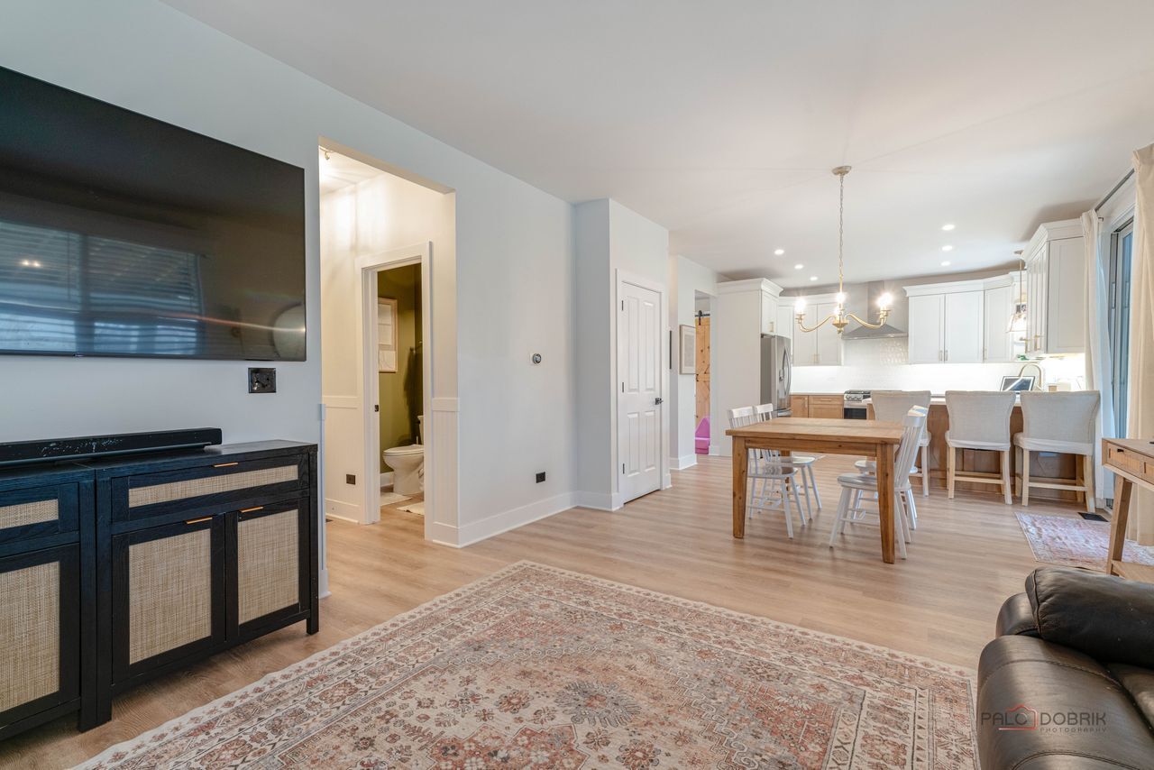 3115 Almond Lane, McHenry, IL 60051