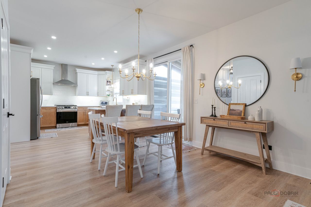 3115 Almond Lane, McHenry, IL 60051