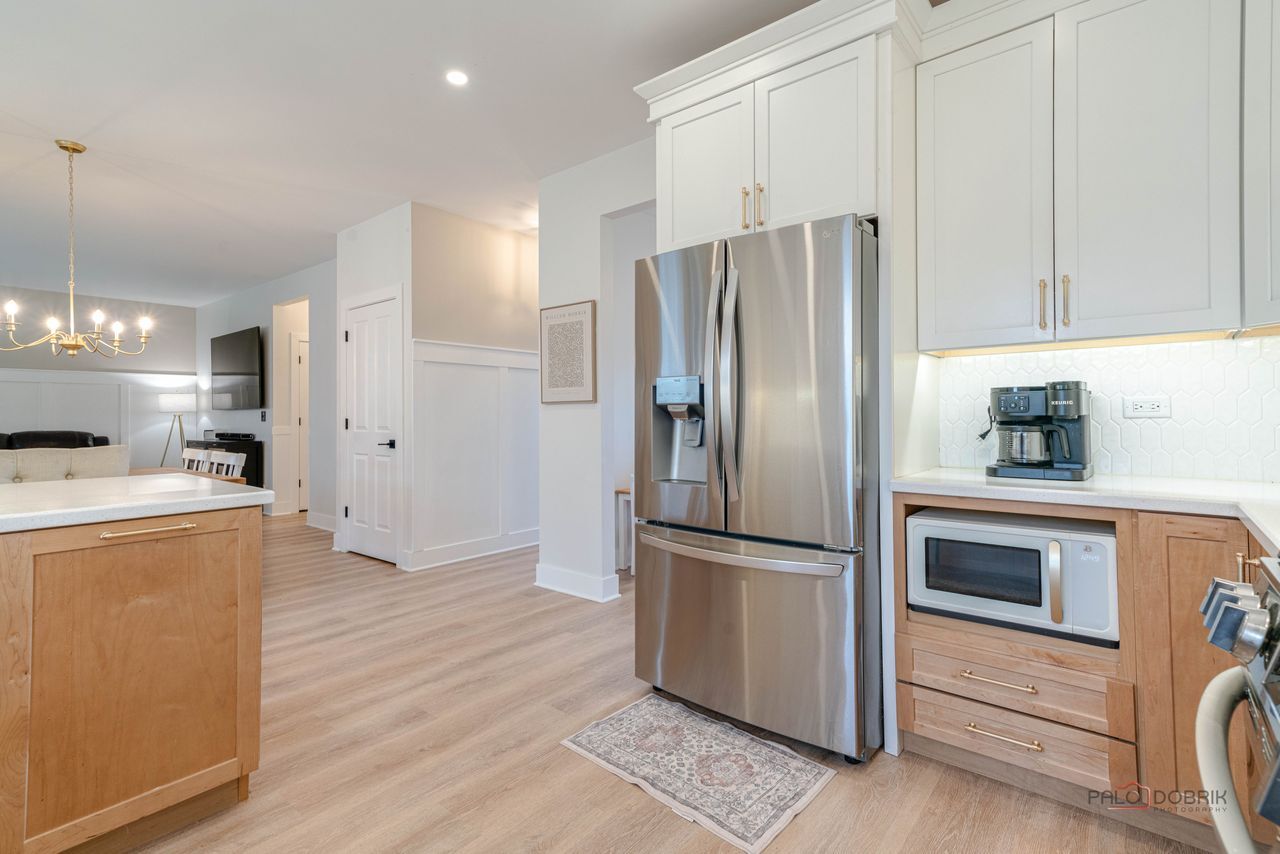 3115 Almond Lane, McHenry, IL 60051