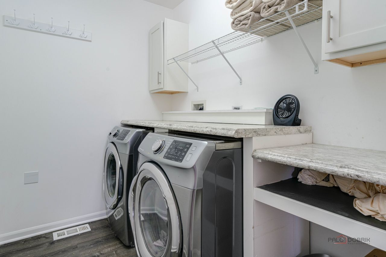 3115 Almond Lane, McHenry, IL 60051