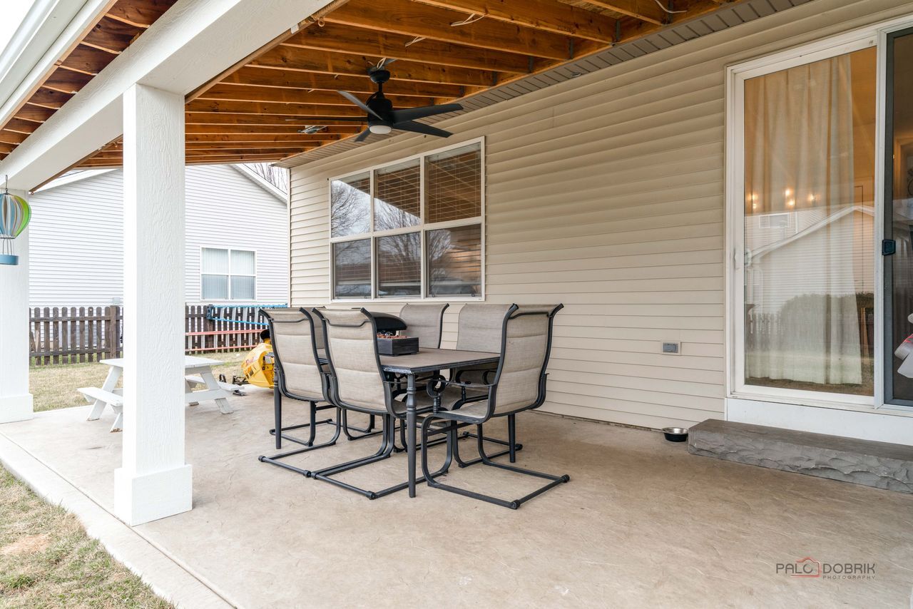 3115 Almond Lane, McHenry, IL 60051