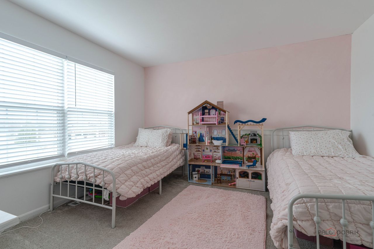 3115 Almond Lane, McHenry, IL 60051