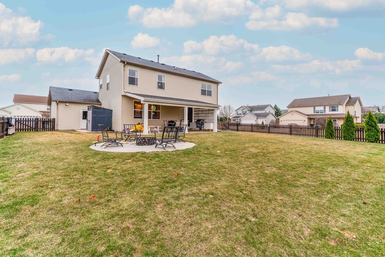 3115 Almond Lane, McHenry, IL 60051